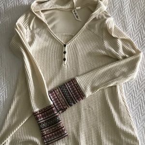 Hooded tunic